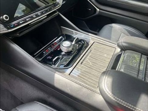 Used 2022 Jeep Wagoneer Series III image 19