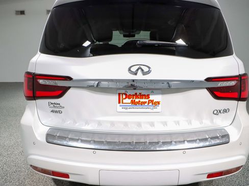 Used 2022 INFINITI QX80 Sensory w/ Cargo Package image 8