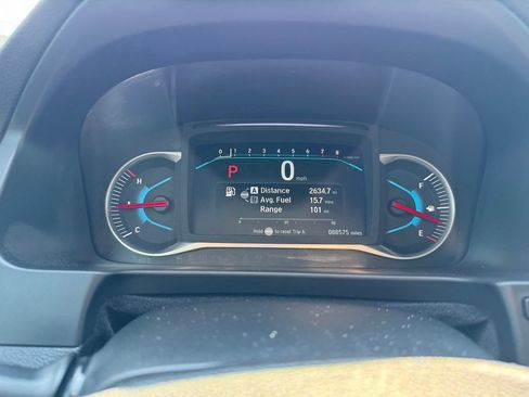Used 2019 Honda Pilot LX image 16