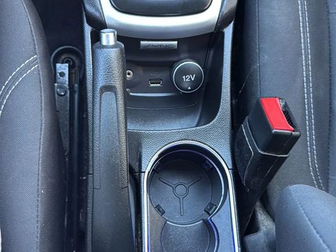 Used 2018 Ford Fiesta SE image 17