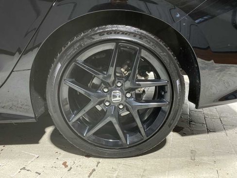 Used 2023 Honda Civic Sport image 8