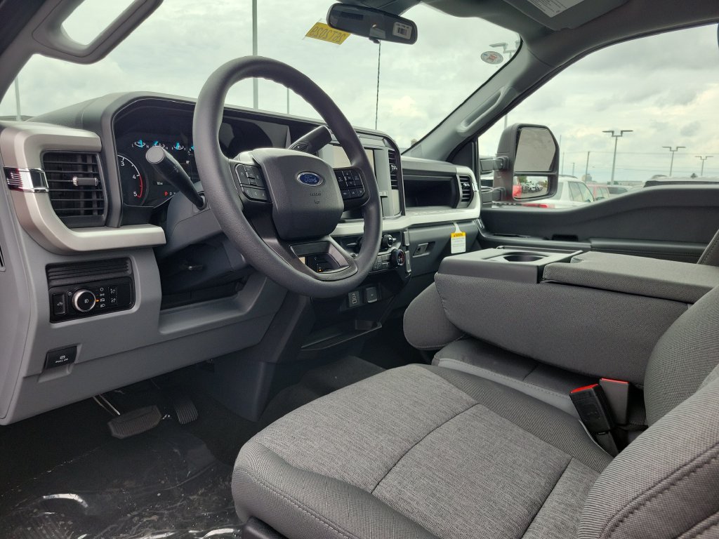 New 2026 Ford F250 XL w/ STX Appearance Package AWD/4WD image 23
