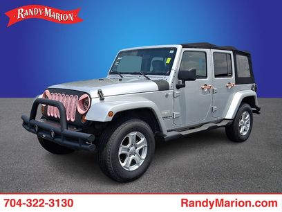Used 2007 Jeep Wrangler Unlimited Sahara w/ Dual Top Group