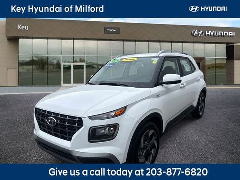 Certified 2026 Hyundai Venue SEL FWD image 1
