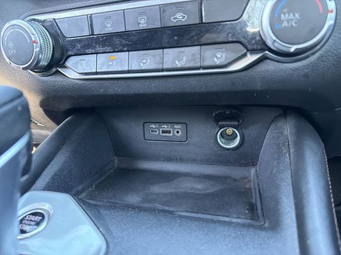 Used 2022 Nissan Altima 2.5 SR image 36