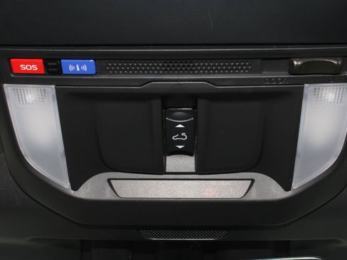 Used 2025 Subaru Forester Touring AWD/4WD image 13