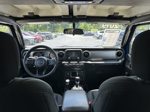Used 2019 Jeep Wrangler Unlimited Sport AWD/4WD image 24