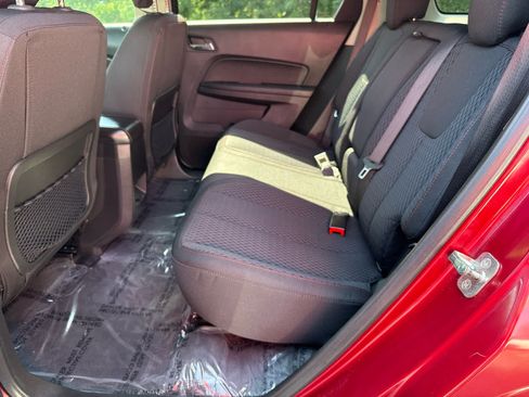 Used 2012 GMC Terrain SLE FWD image 13