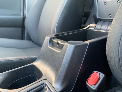 Used 2013 Toyota RAV4 XLE AWD/4WD image 21