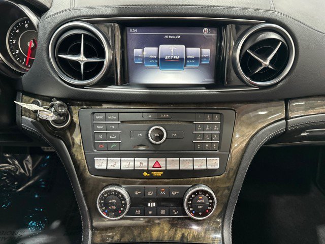 Used 2017 Mercedes-Benz SL 450 w/ Premium I Package image 38