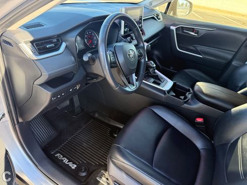 Used 2019 Toyota RAV4 XLE Premium w/ Cold Weather Package image 20