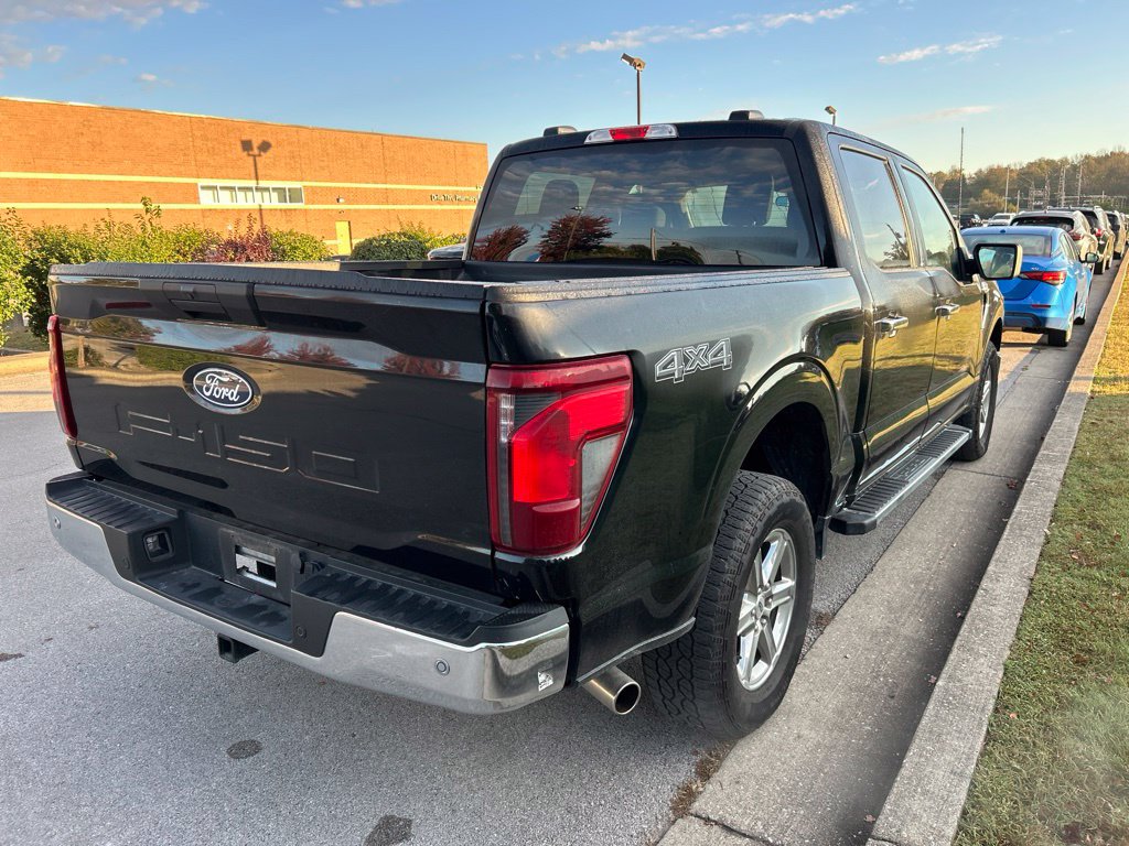 Used 2025 Ford F150 XLT w/ Equipment Group 301A Standard AWD/4WD image 3