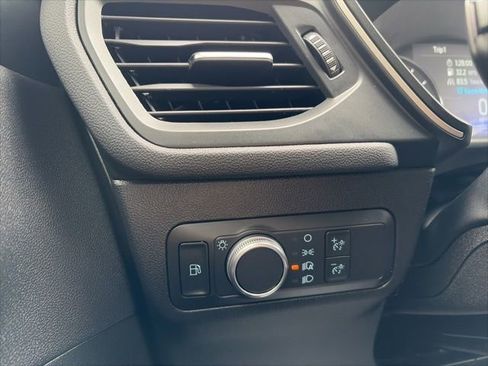 Used 2022 Ford Escape SE w/ Cold Weather Package FWD image 18