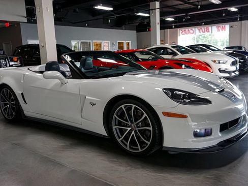 Used 2013 Chevrolet Corvette 427 w/ 1SC Preferred Equipment Group RWD image 7