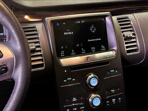 Used 2019 Ford Flex SEL image 9