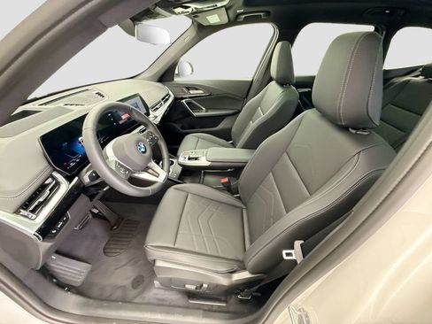New 2026 BMW X1 xDrive28i w/ Technology Package AWD/4WD image 18