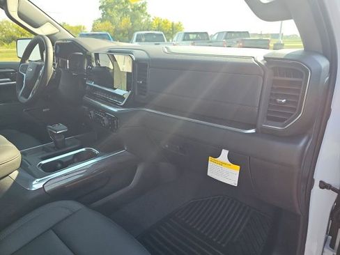 New 2026 Chevrolet Silverado 1500 LTZ image 32