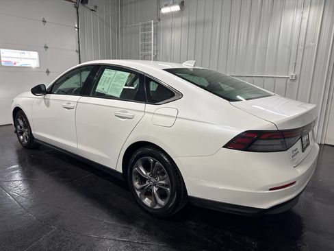 Used 2024 Honda Accord EX image 2