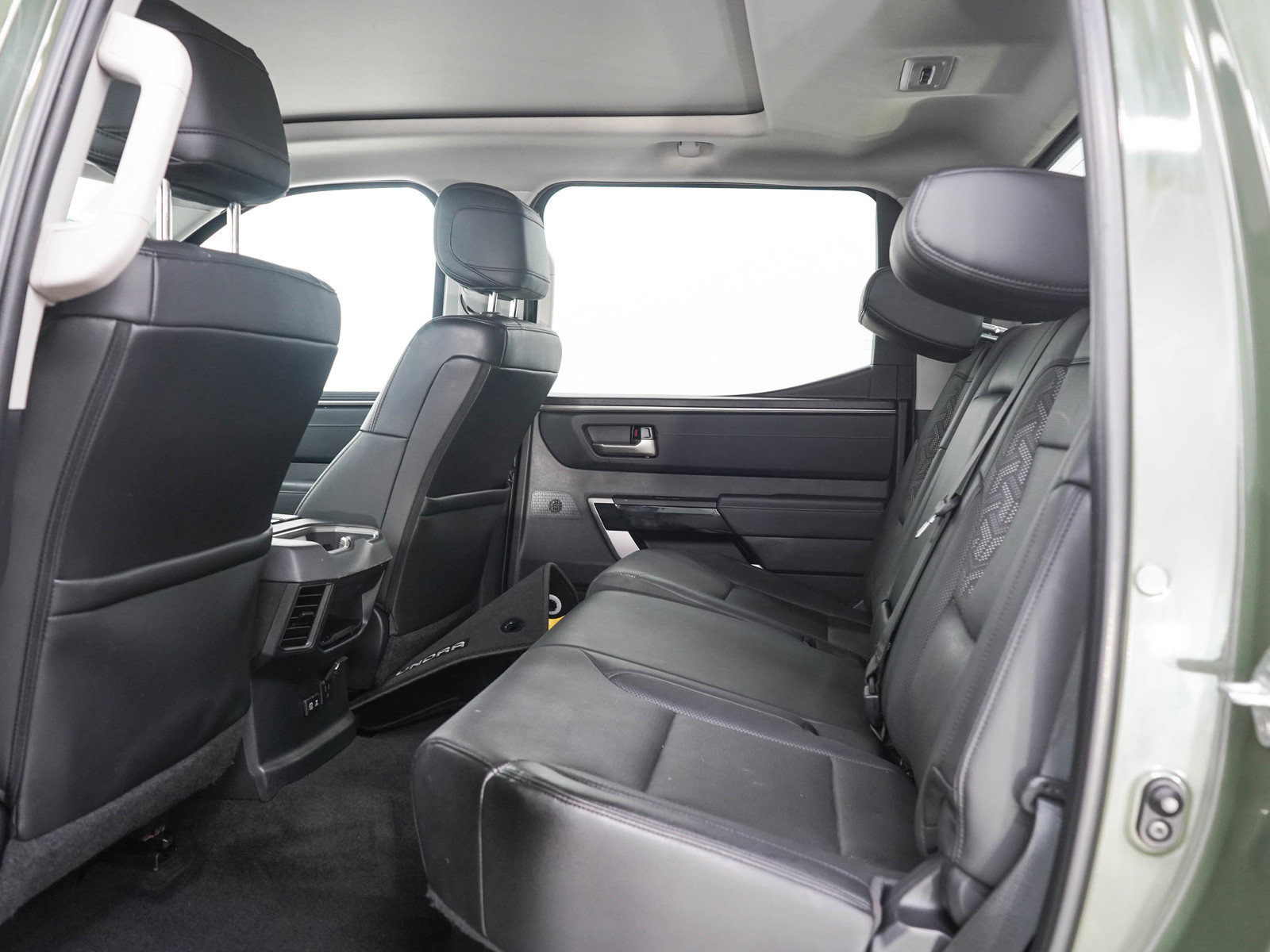 Used 2023 Toyota Tundra Limited AWD/4WD image 16