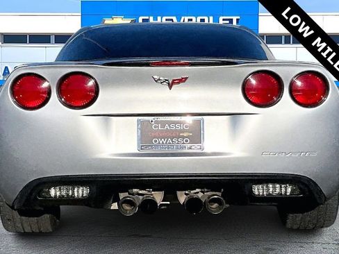 Used 2012 Chevrolet Corvette Coupe w/ Roof Package image 6