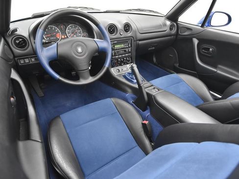 Used 1999 MAZDA MX-5 Miata 10th Anniversary Edition RWD image 30
