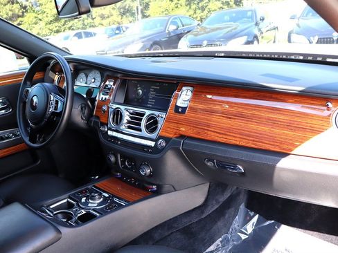 Used 2011 Rolls-Royce Ghost RWD image 30