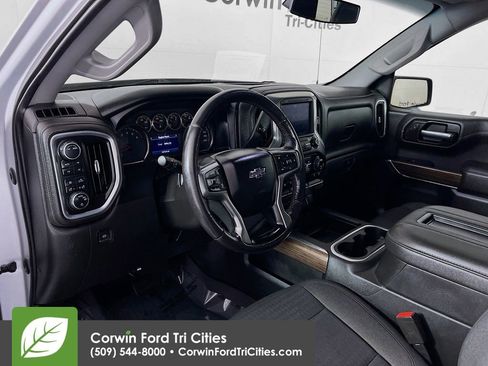 Used 2021 Chevrolet Silverado 1500 LT Trail Boss w/ Bed Protection Package image 3