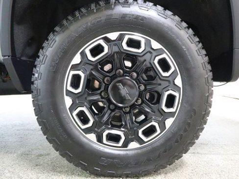 Used 2026 Chevrolet Silverado 2500 LT w/ All Star Edition AWD/4WD image 26