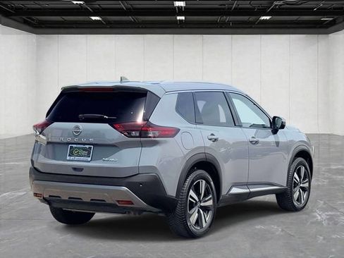 Used 2023 Nissan Rogue SL AWD/4WD image 6