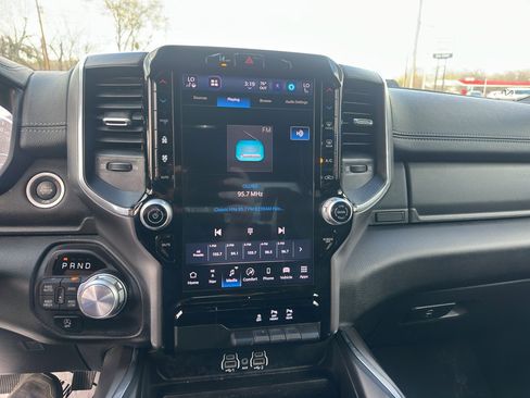 Used 2025 RAM 1500 Laramie image 28