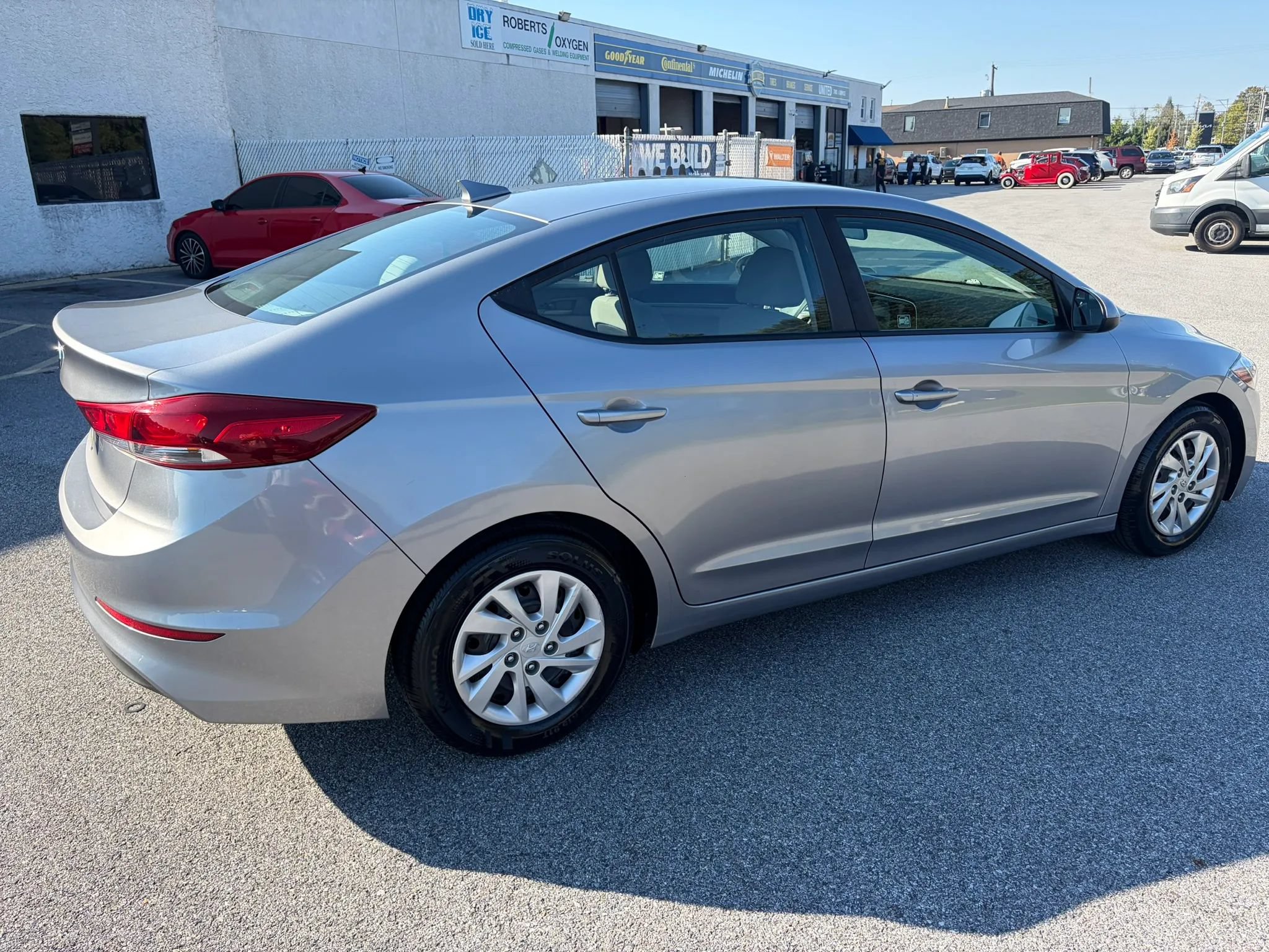 Used 2017 Hyundai Elantra SE FWD image 24