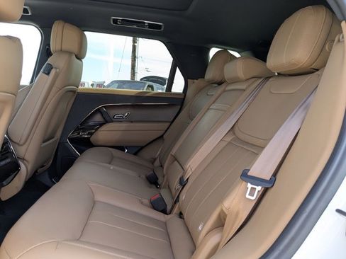 Used 2023 Land Rover Range Rover Sport SE image 15