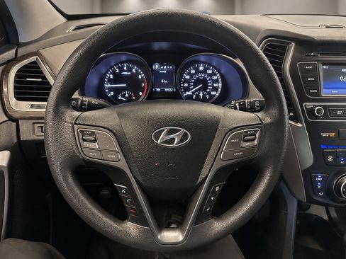 Used 2017 Hyundai Santa Fe Sport AWD/4WD image 3