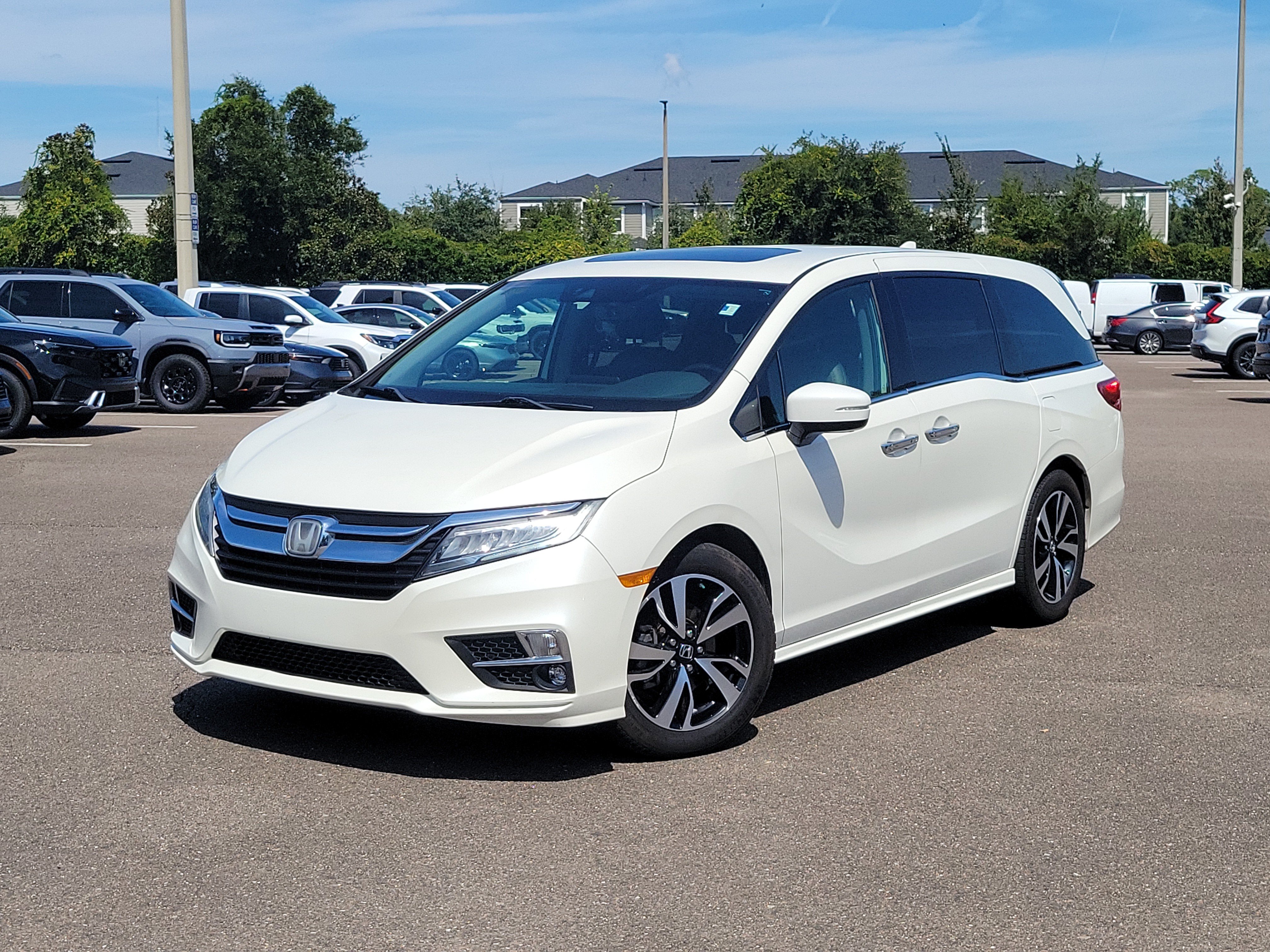 Used 2018 Honda Odyssey Elite 360° Tour