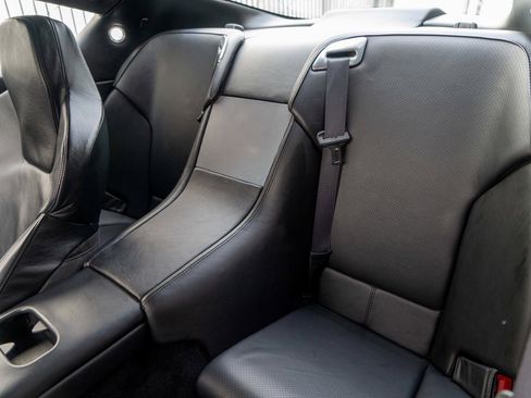 Used 2006 Aston Martin DB9 Coupe RWD image 29