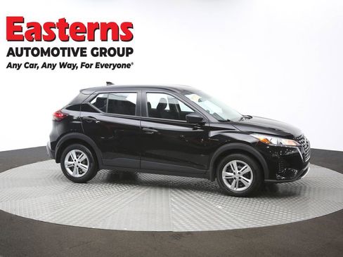 Used 2023 Nissan Kicks S image 46