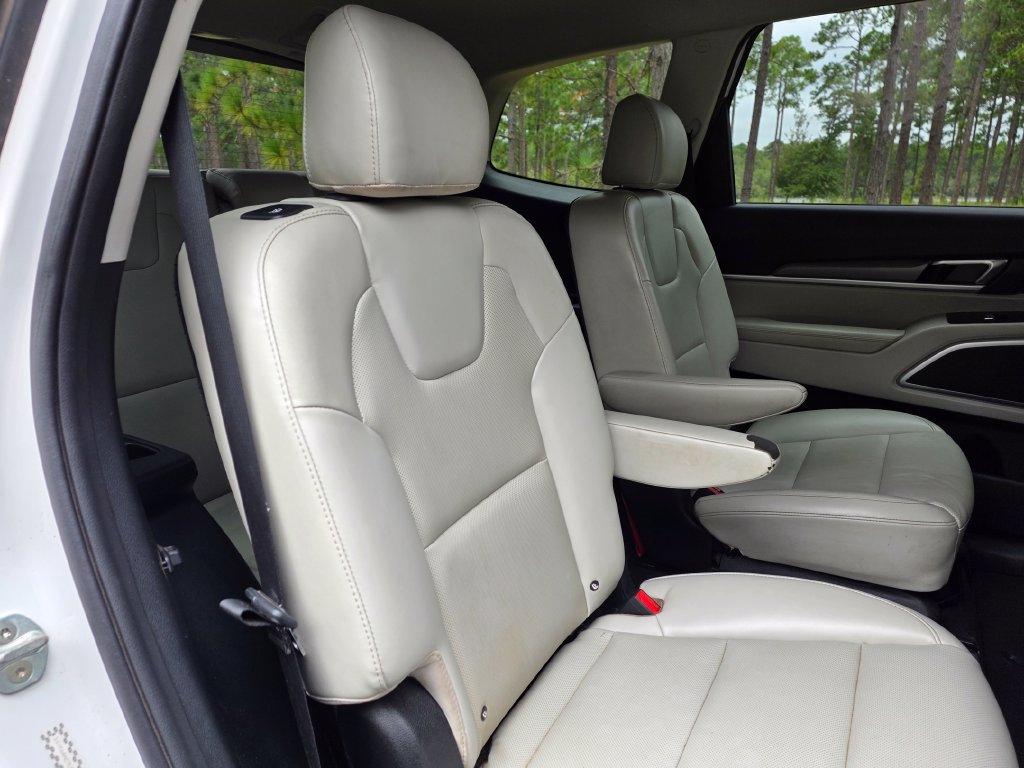 Used 2020 Kia Telluride S FWD image 23