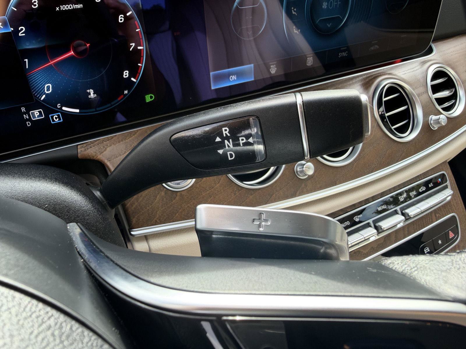 Used 2022 Mercedes-Benz E 350 4MATIC Sedan image 17
