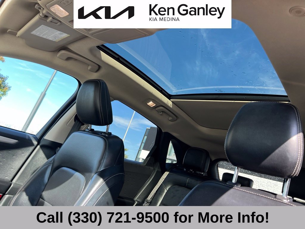 Used 2020 Ford Escape SEL AWD/4WD image 40