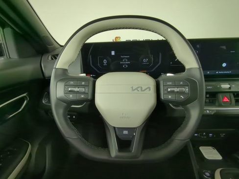 New 2025 Kia K4 GT-Line image 26