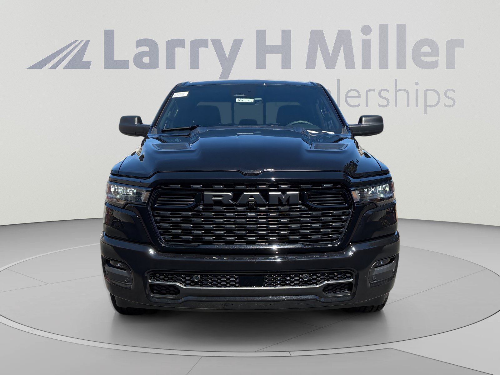 New 2027 RAM 1500 Express AWD/4WD image 8