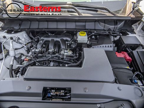 New 2026 Nissan Pathfinder Platinum AWD/4WD image 8