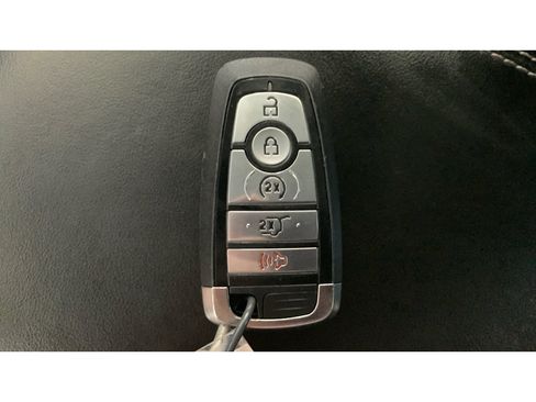 Used 2023 Ford Explorer XLT w/ Equipment Group 202A AWD/4WD image 33