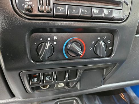 Used 2003 Jeep Wrangler Sport image 5