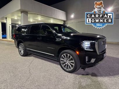 Used 2022 GMC Yukon XL Denali w/ Denali Premium Package