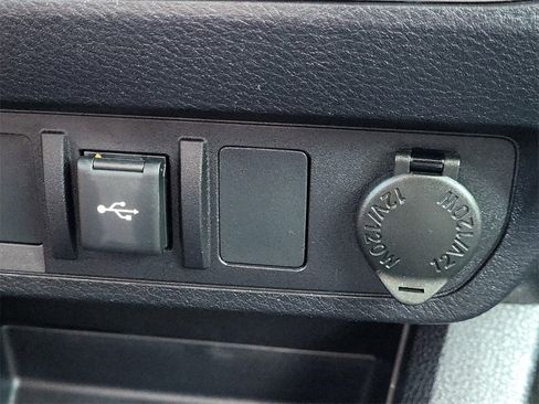 Used 2023 Toyota Tacoma SR image 27