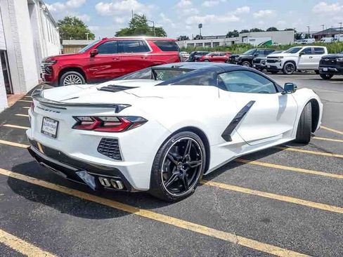 Used 2024 Chevrolet Corvette Stingray Preferred Conv w/ Battery Protection Package RWD image 12
