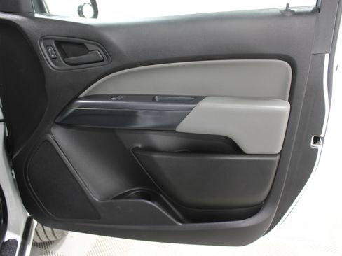 Used 2018 GMC Canyon 2WD Crew Cab w/ Convenience Package image 23