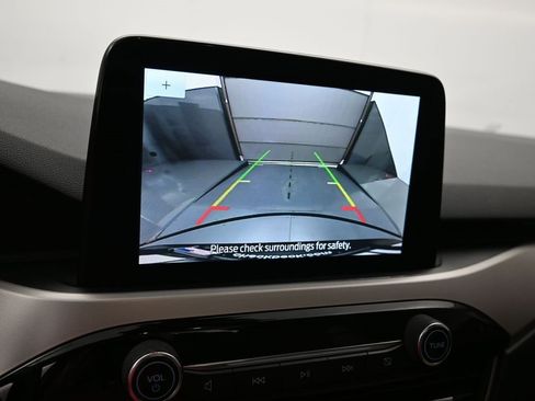 Used 2020 Ford Escape SE Sport image 22