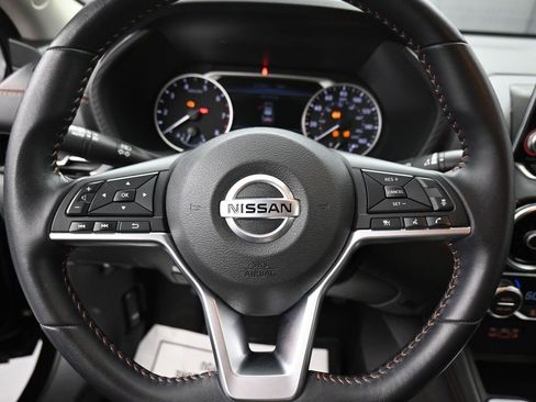 Used 2021 Nissan Sentra SR image 13